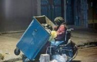 چهره جدید فقر در خیابان‌ها: معلولان به ویلچرفروشی روی آوردند!