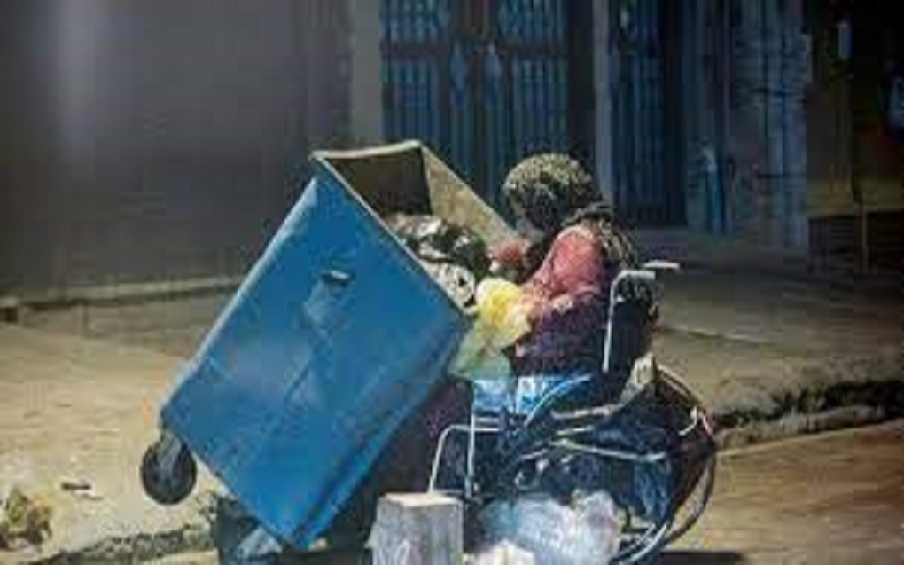 چهره جدید فقر در خیابان‌ها: معلولان به ویلچرفروشی روی آوردند!