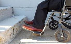 تأمین امکانات برای افراد دارای معلولیت، امری مربوط به جامعه