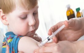 ریشه کنی جهانی فلج اطفال با واکسن خوراکی و واکسن تزریقی