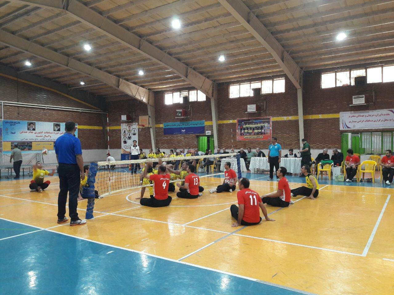 نخستین دوره جام حذفی والیبال نشسته کشور به کار خود پایان داد