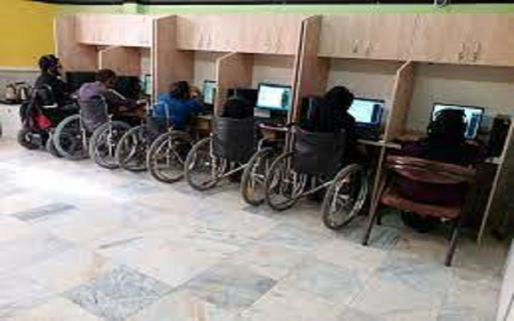 دنیای مجازی و بیداری معلولان